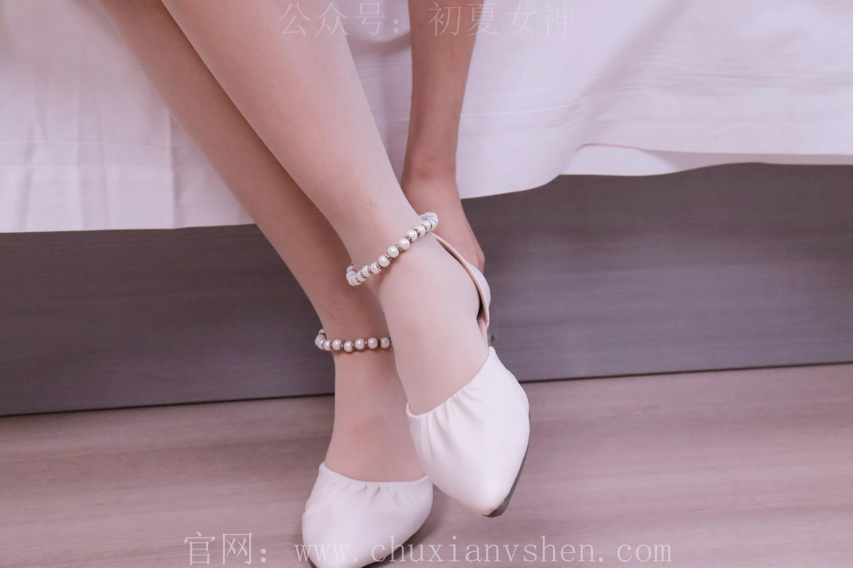 初夏女神 NO.015 依依白色M码秋季连衣裙搭高跟鞋 [137P]插图2